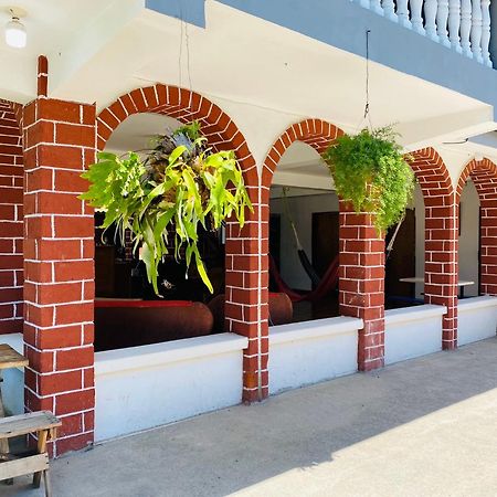 La Casona Sv Hostal Ла-Лібертад Екстер'єр фото